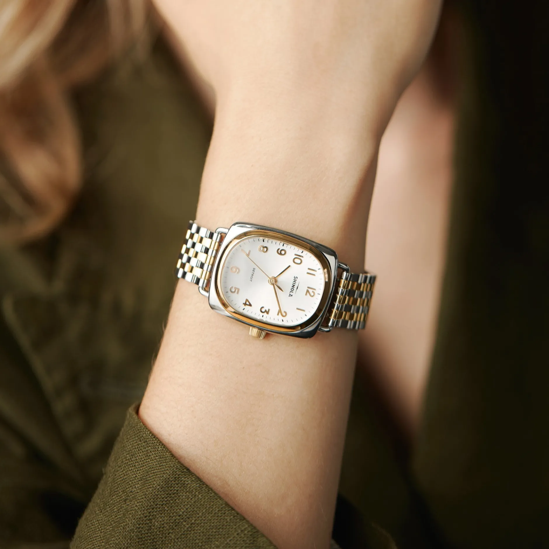 Discount Shinola Bixby Watch