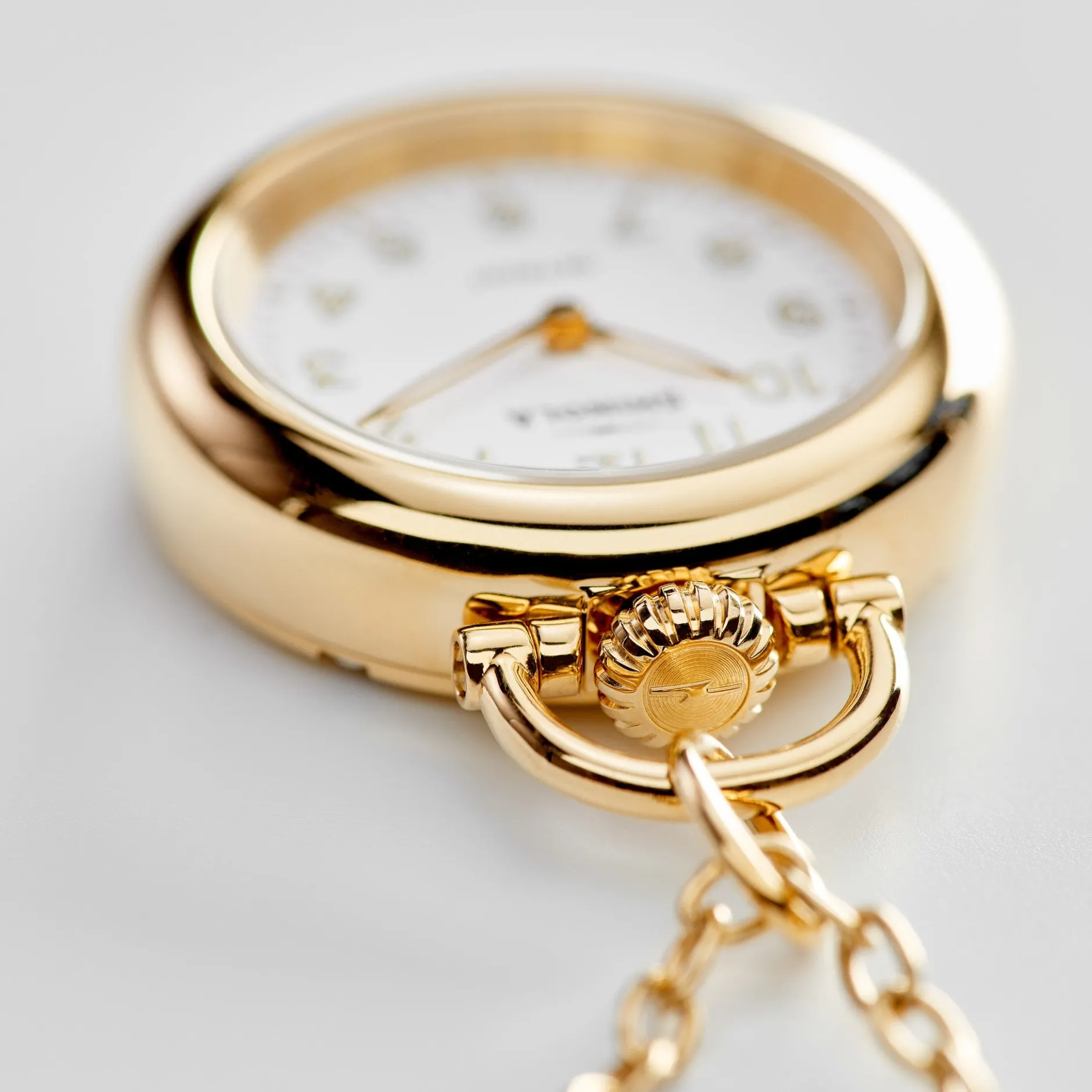 Outlet Shinola Runwell Watch Pendant Necklace White