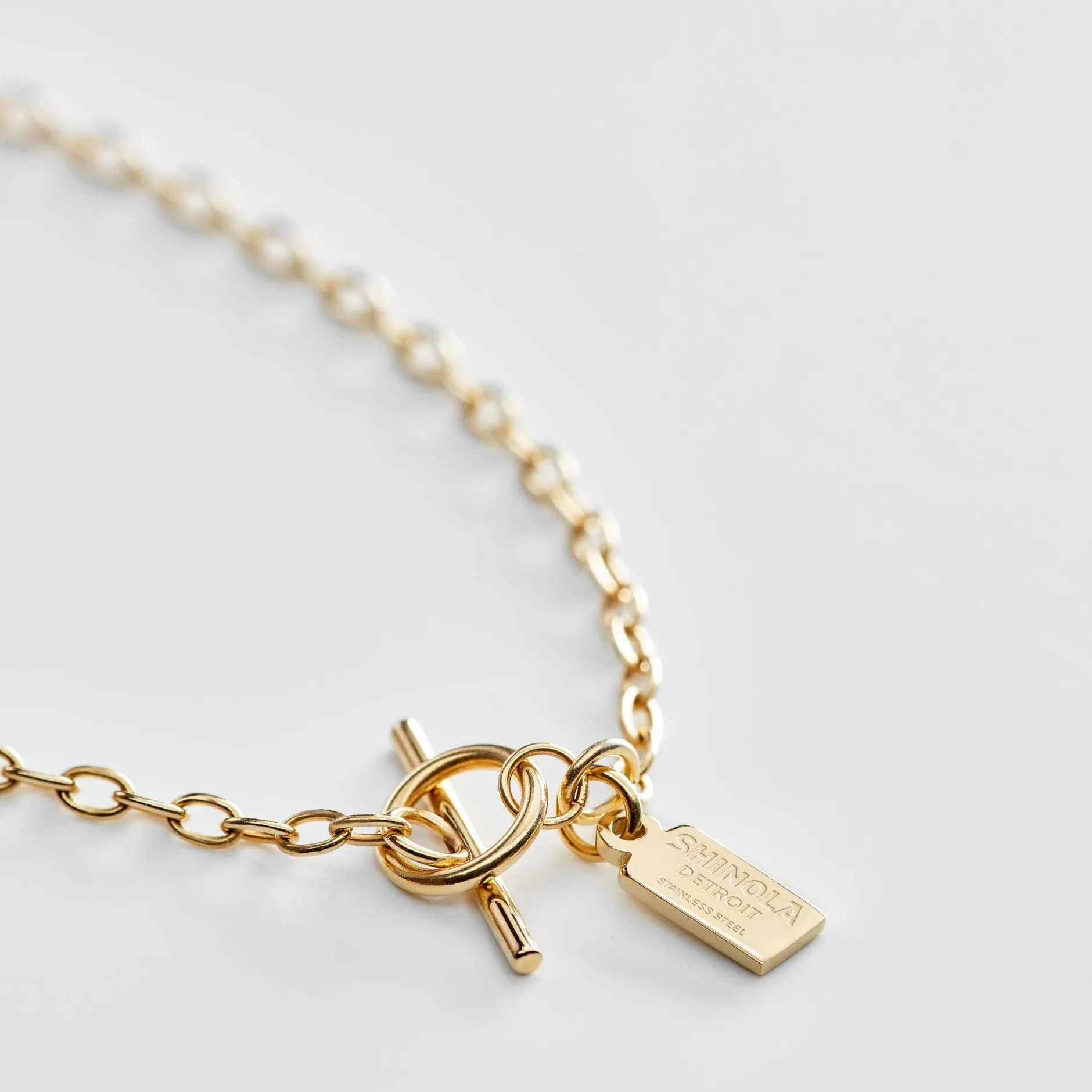 Outlet Shinola Runwell Watch Pendant Necklace White